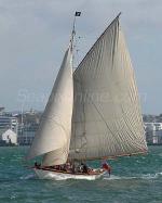 ID 6409 RAWHITI (A2) a Bermudan cutter built in 1905. She is seen her enjoying the breeze during the 169th Auckland Anniversary Day Regatta. 